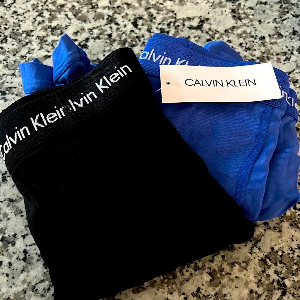 5 Pair of Calvin Klein Boxer Briefs